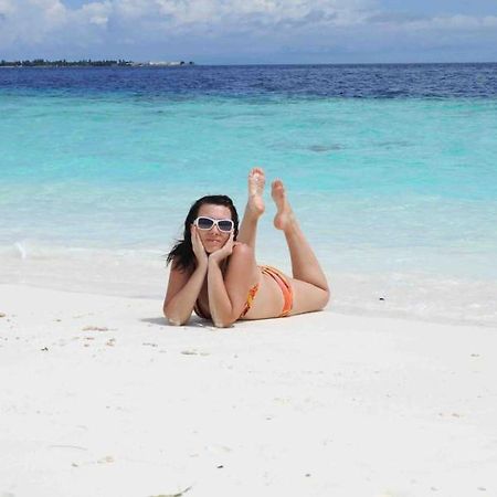 Arora Inn At Maafushi Island Maldives Bagian luar foto